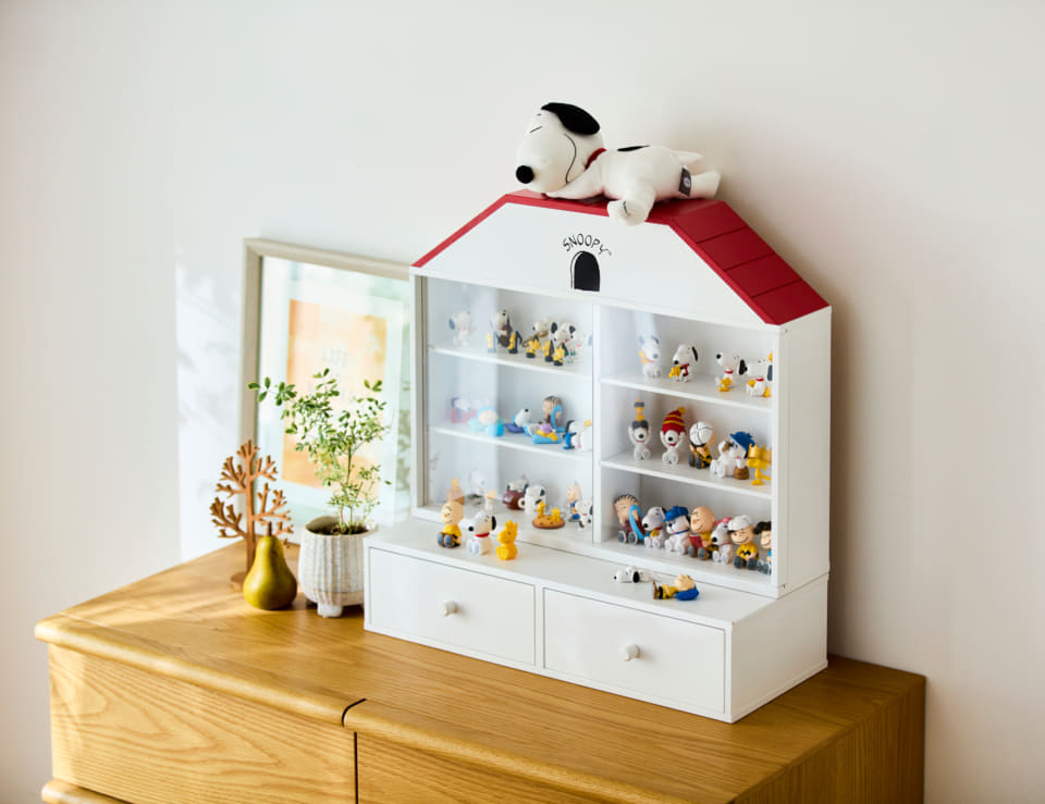 スヌーピーファンと共同開発したアイデア商品、8月9日発売。収納ラック