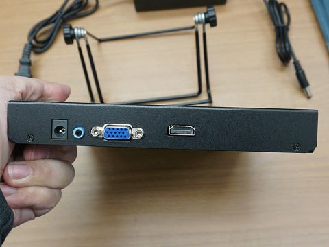 15kHz/31kHz対応の9.7インチ液晶モニター、X68000やアーケード基板で