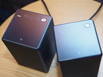 ソニー、テレビ横やリアに置ける“CDジャケサイズ”のワイヤレス