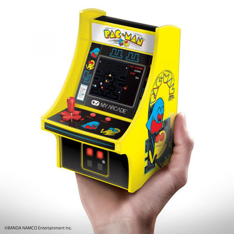 ゲーセンが手の中に！ 2つのアーケード筐体型ミニゲーム機「レトロ