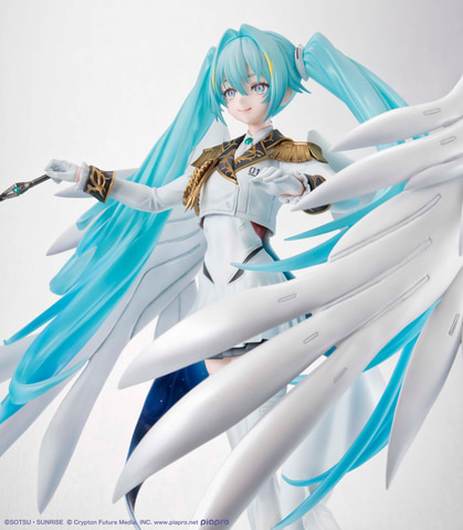 メガハウス、ガンダム45周年の「Lucrea 初音ミク×ウイングガンダムゼロ