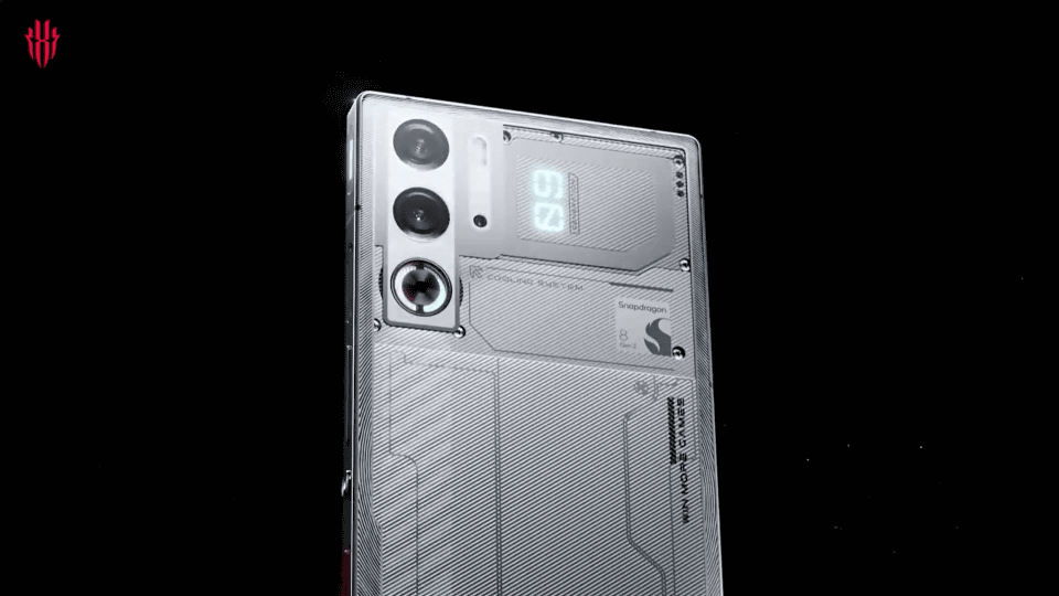 ゲーミングスマホ「REDMAGIC 9 Pro」、日本で発売へ - ケータイ Watch