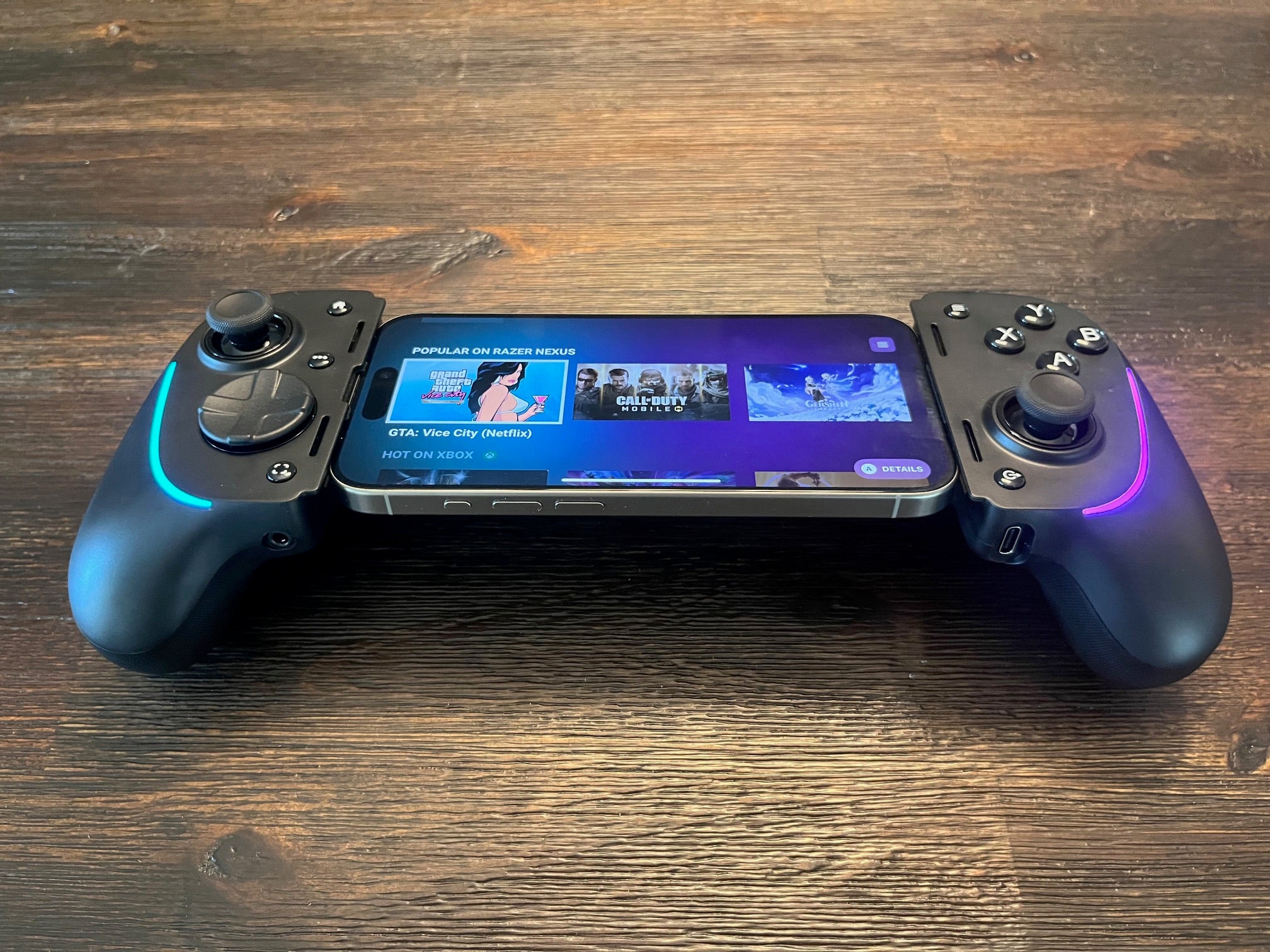 Razer Kishi Ultra Mobile Gaming Controller Review - IGN