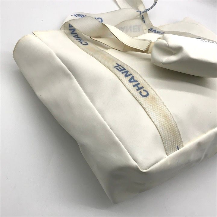 CHANEL シャネル スポーツライン ナイロン ポーチ付き ロゴ レディース