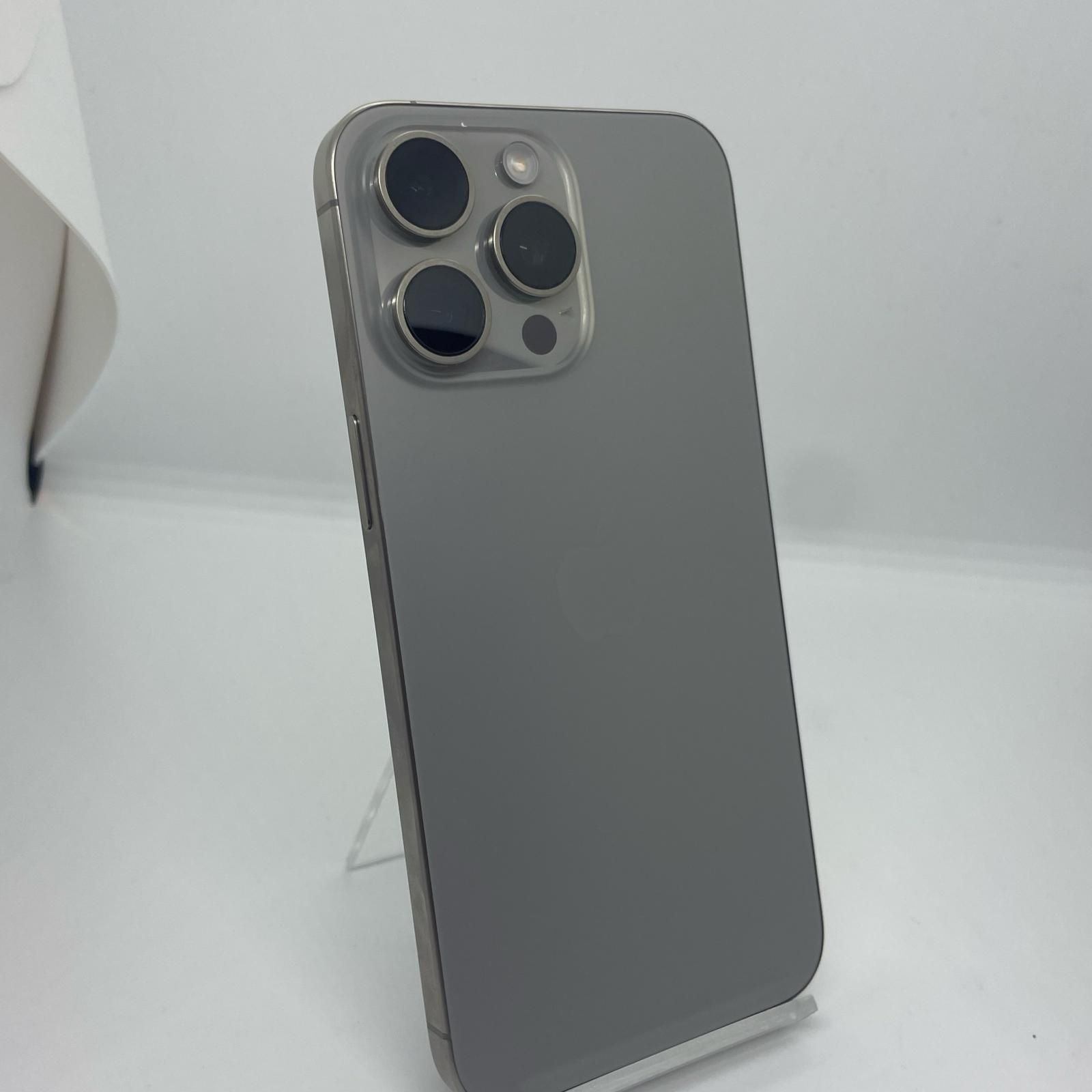 iPhone 15 Pro Max 512GB ナチュラルチタニウム SIMフリー 美品 動作