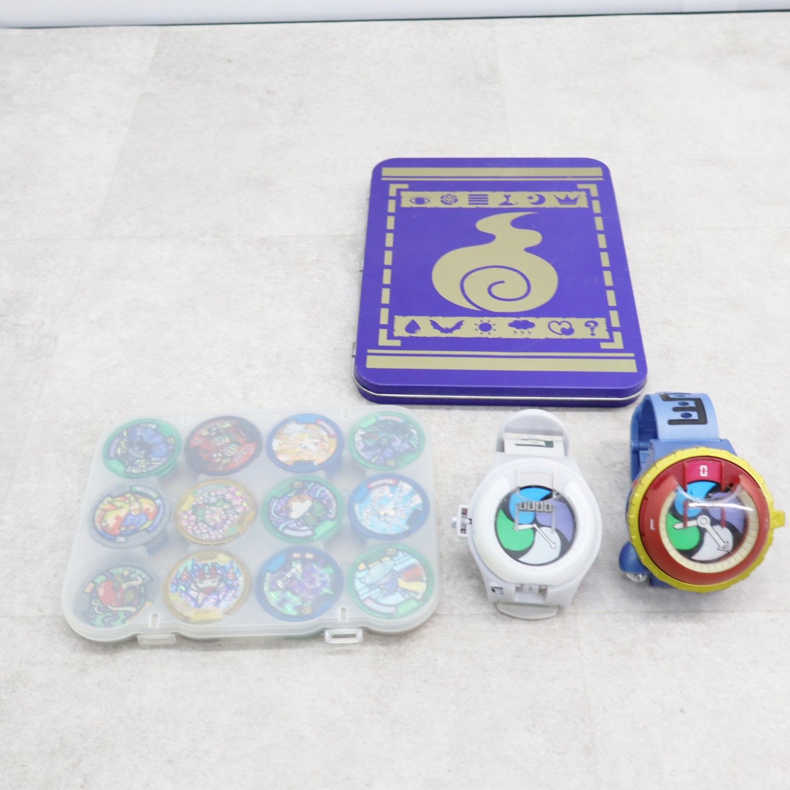 ∨ 簡易動作確認済み｜妖怪ウォッチ 2本 妖怪メダル34枚セット｜ ｜ 缶