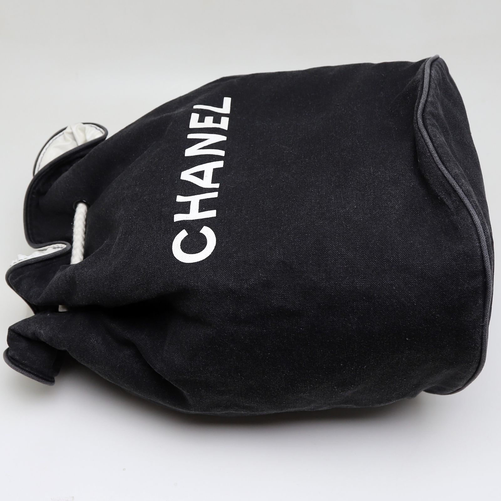 シャネル ノベルティ ロゴプリント プールバッグ 巾着 バッグ ブラック