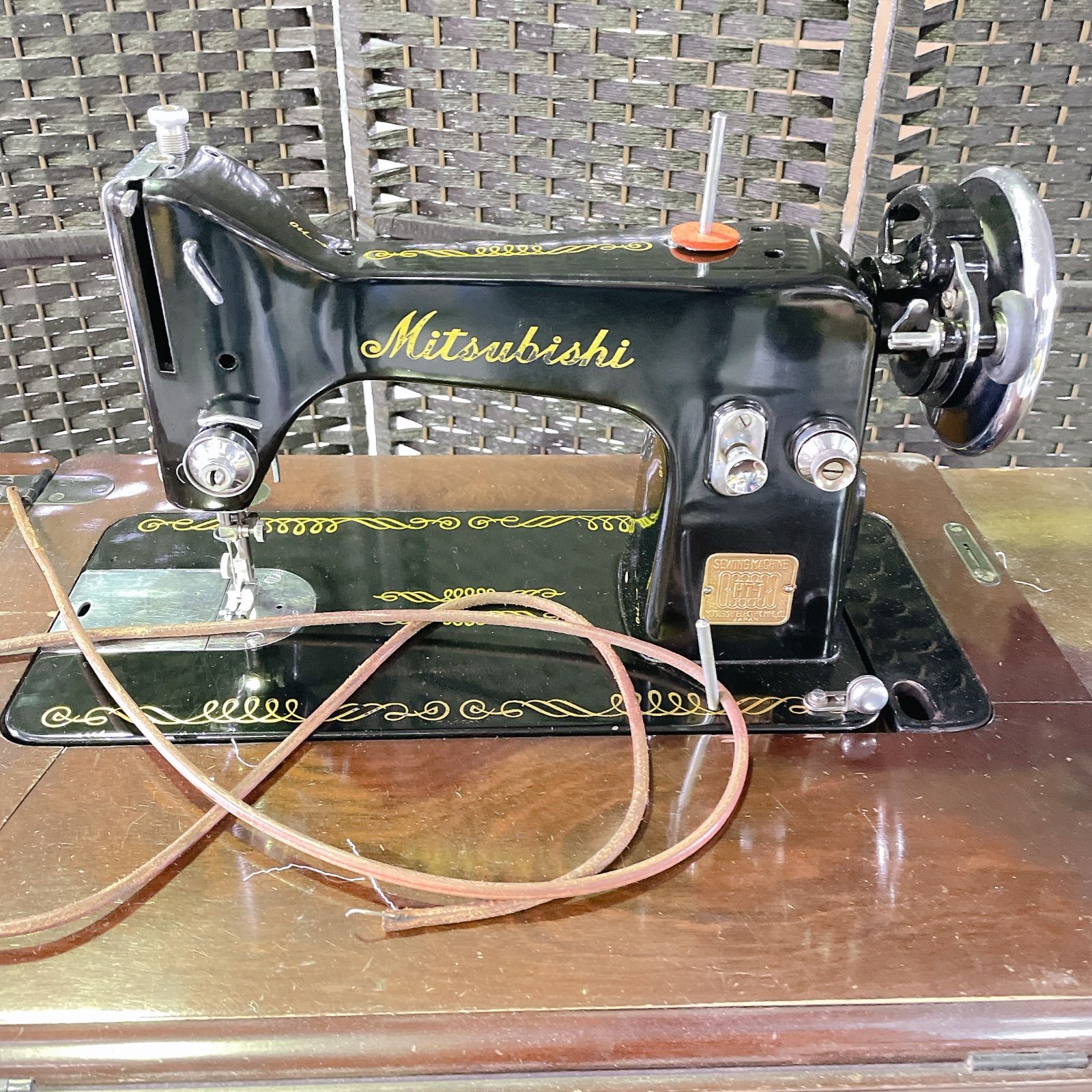 足踏みミシン 三菱 MITSUBISHI 昭和レトロ HAI型 クラシックミシン
