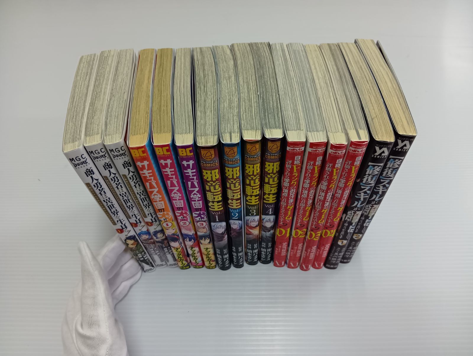 漫画まとめ売りセット30冊 異世界転生、冒険など多数あり 初版多数