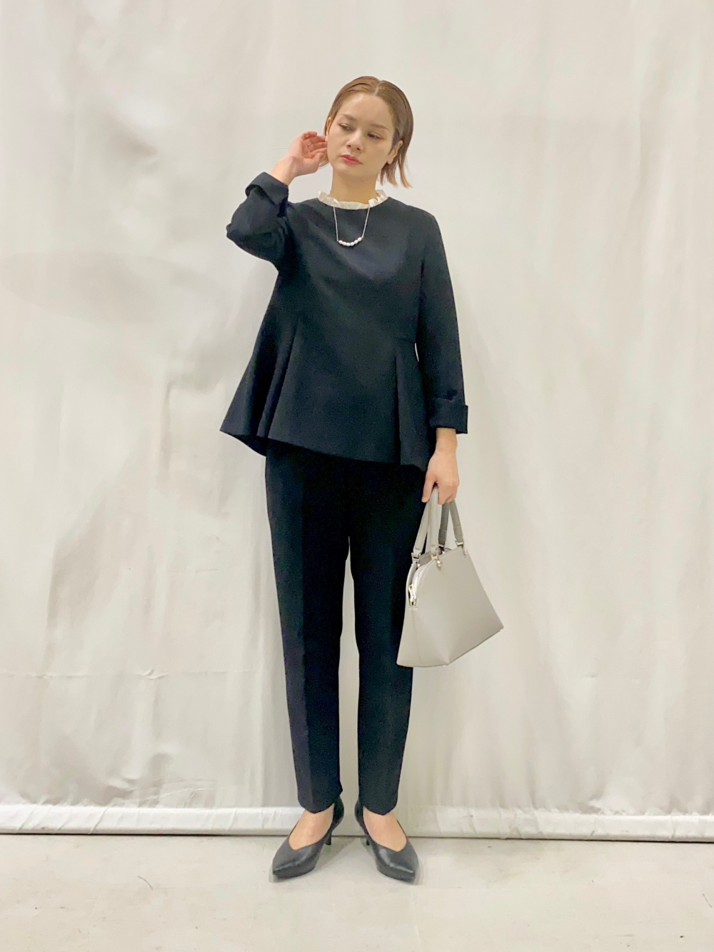 ジョーゼットパールボタンブラウス（長袖）、2024年モデル トリアセ