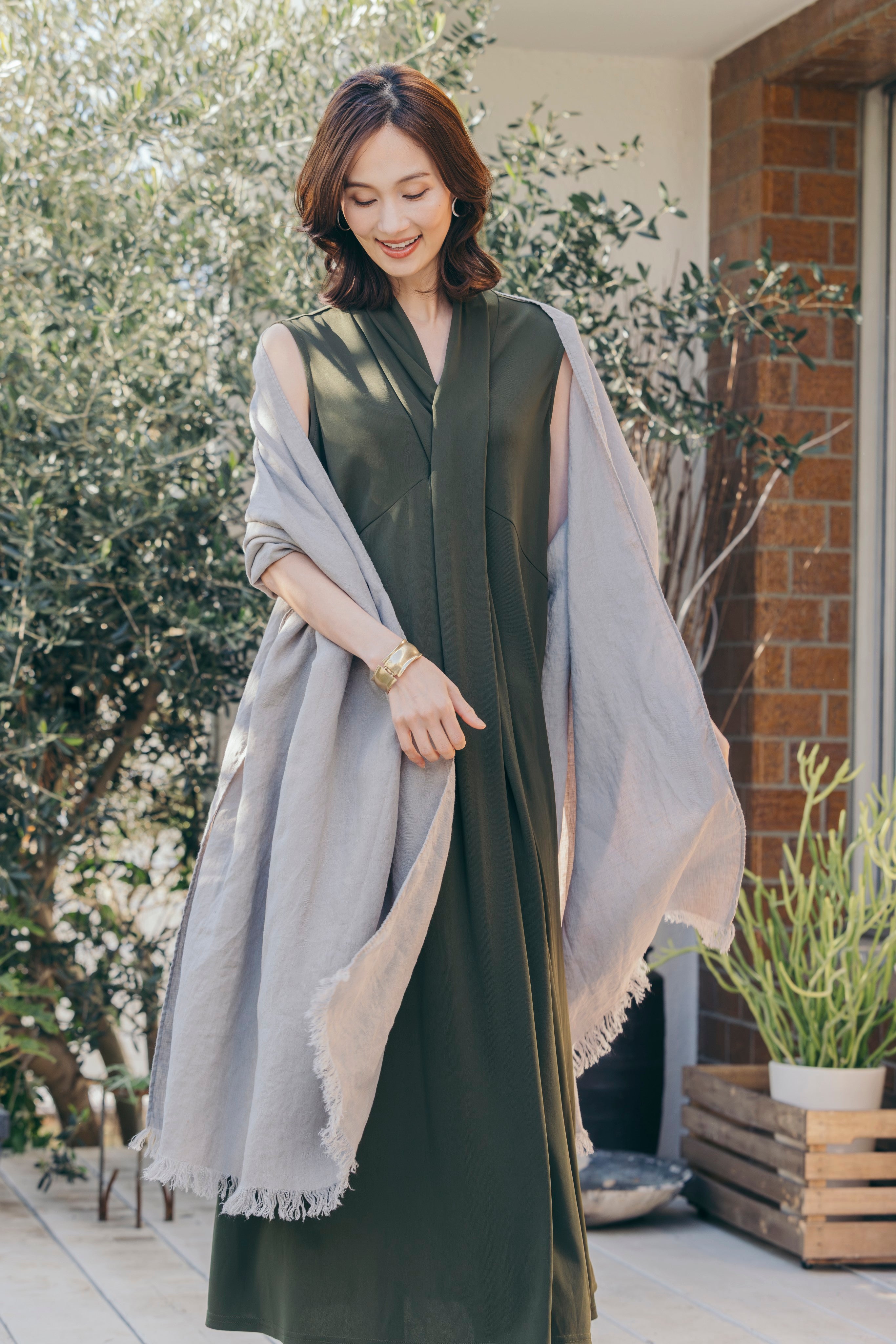 フロントツイストタックワンピース NS-306 – ATELIER N'S