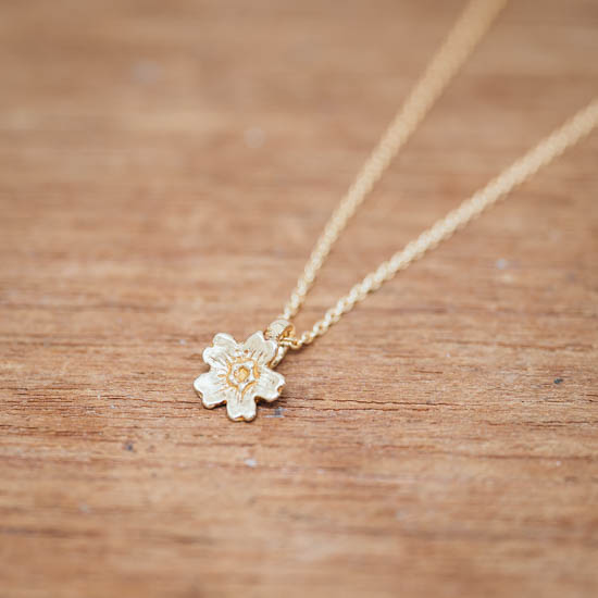 桜 ペンダントトップ • K18ゴールド (チェーンなし) - ATELIER SHINJI