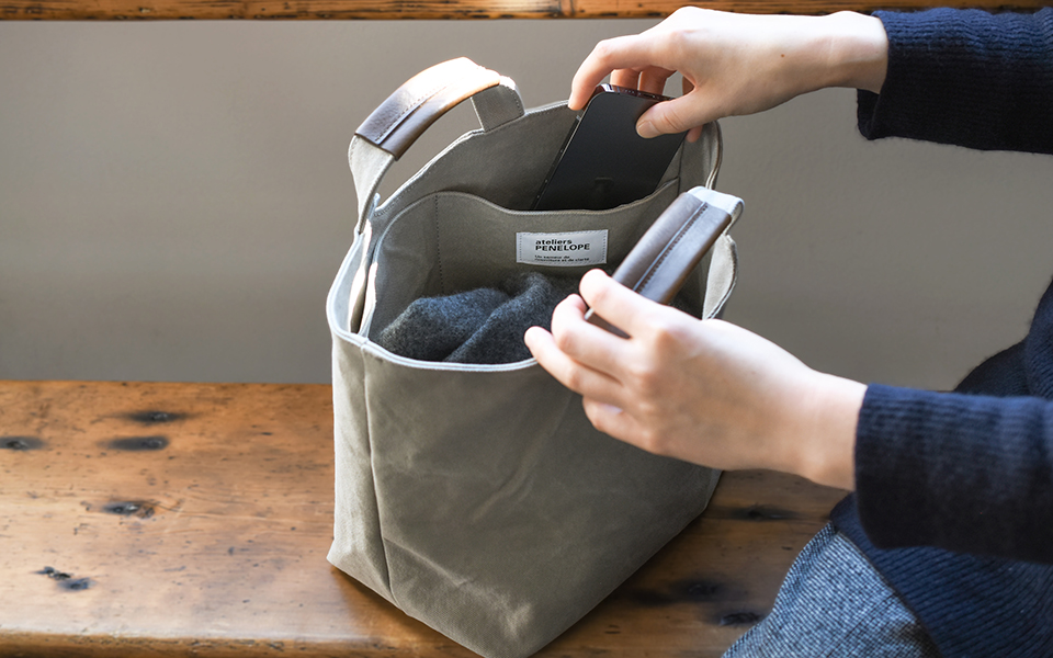 AP Hole Tote（S） - ateliers PENELOPE | ONLINE SHOP