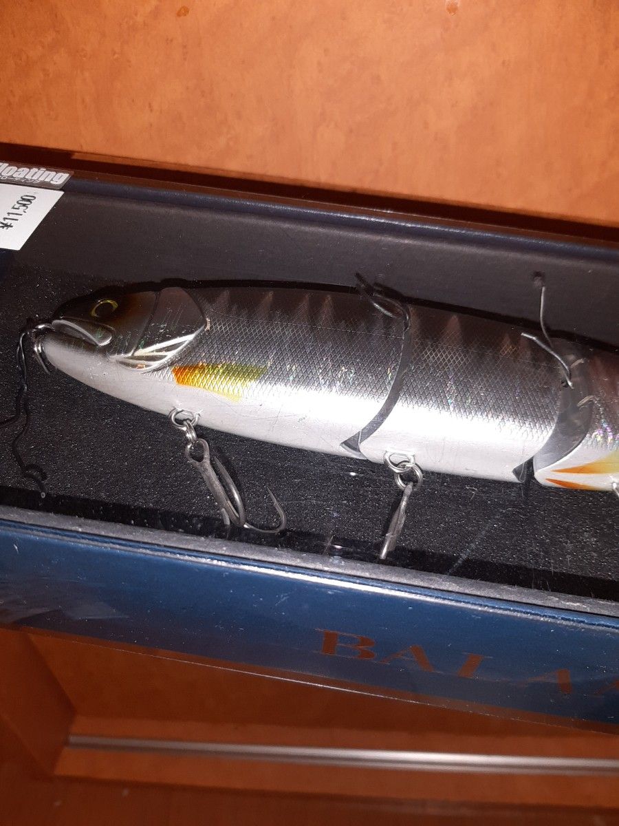 マドネスジャパン 中古美品 バラム 300 #06 レーザーハス + 新品