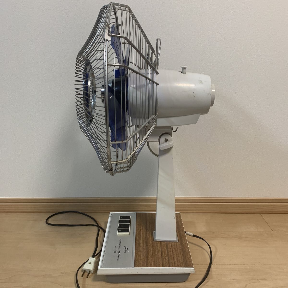 昭和レトロ TOSHIBA 東芝扇風機 CRYSTAL ZEPHYR DF-30A 動作品｜Yahoo