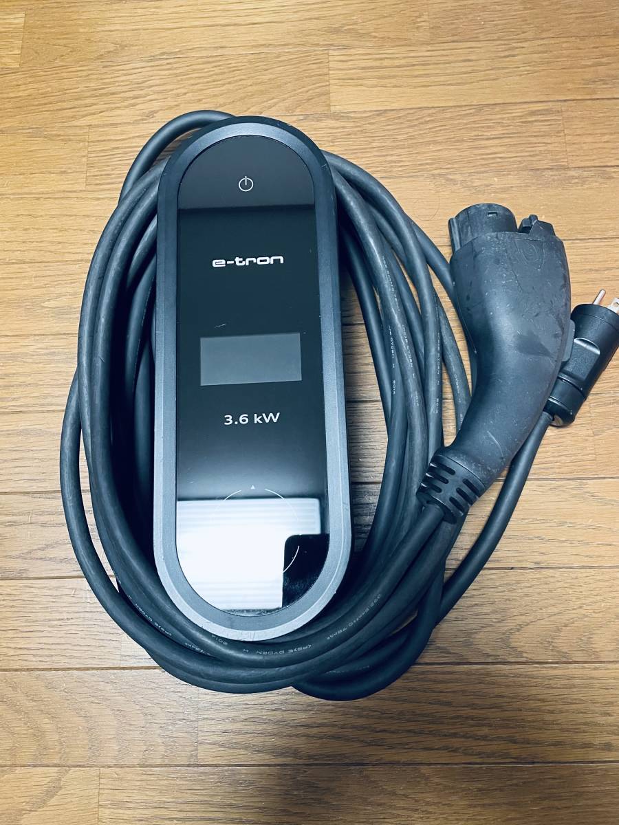 アウディ純正 充電ケーブル e-tron 100V用｜Yahoo!フリマ（旧PayPay