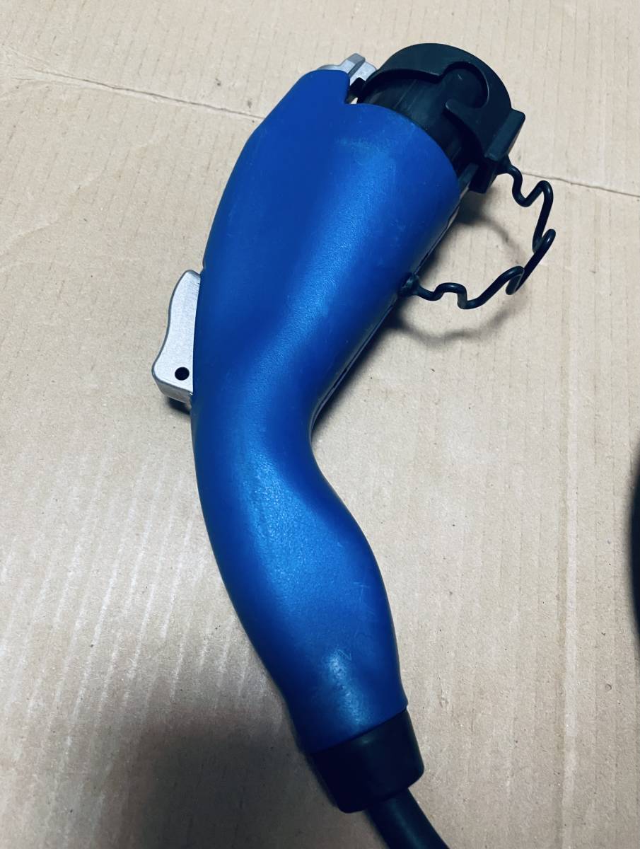 トヨタ プリウスPHV 用充電ケーブル G9060-47180 100V用 ③｜Yahoo