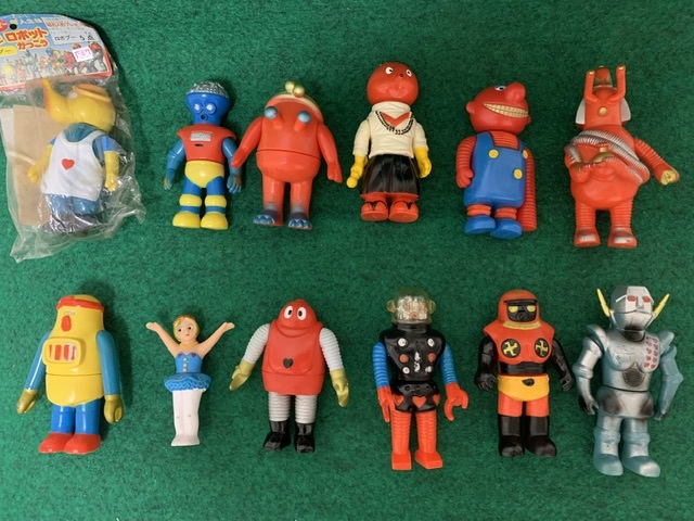 Yahoo!オークション - 美品 ポピー がんばれ ロボコンのソフビ12体セ