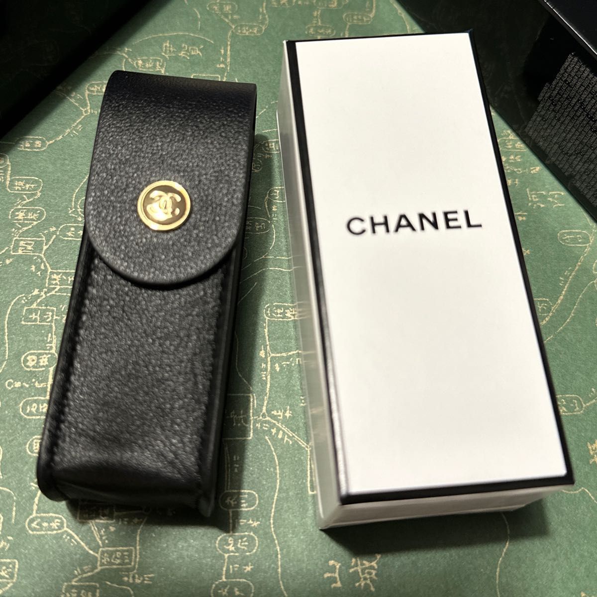 新品 シャネル トランテアン ル ルージ 本体3番色 レザーケース｜Yahoo