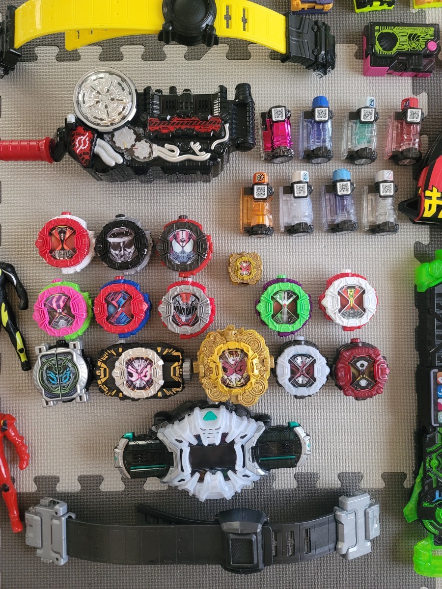 仮面ライダーグッズ多数 ジオウ ライドウォッチなど 変身ベルト 武器