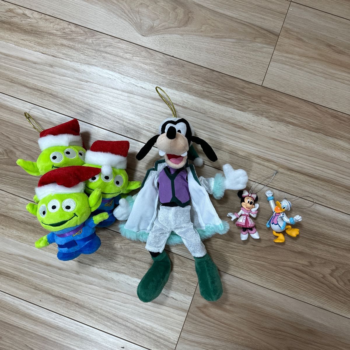 クリスマスツリー飾り4セット ディズニー ピクサー ミニー ドナルド