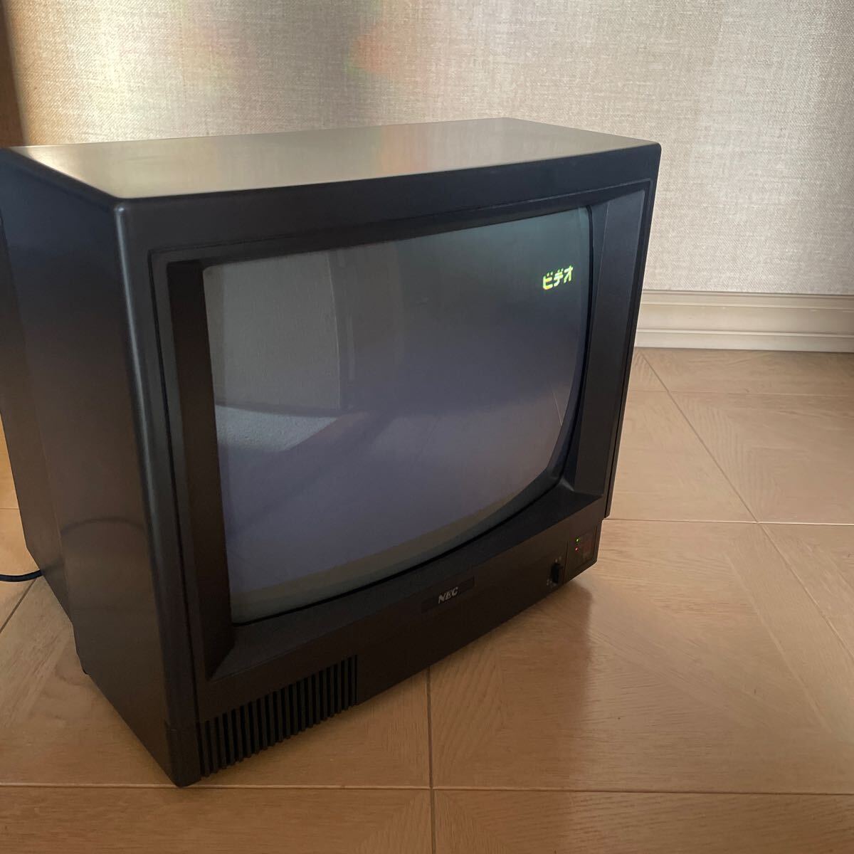 Yahoo!オークション - NEC 14型 ブラウン管テレビ C-14R24 1991年製