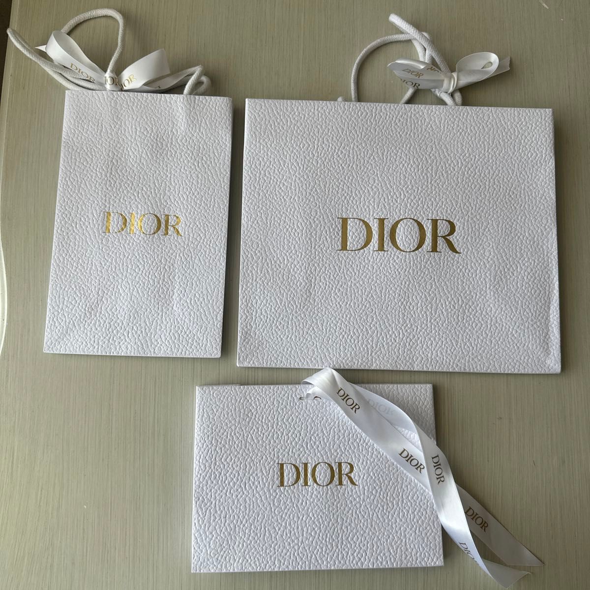Dior ショッパー 紙袋 リボン付き ショップ袋 サイズ違い三点セット