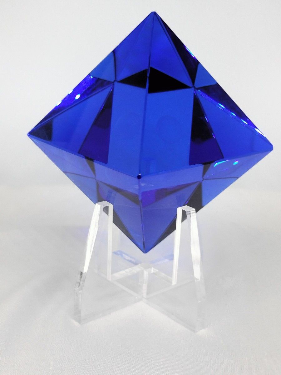 エヴァンゲリオン クリスタルオブジェ 第6の使徒 ラミエル｜Yahoo