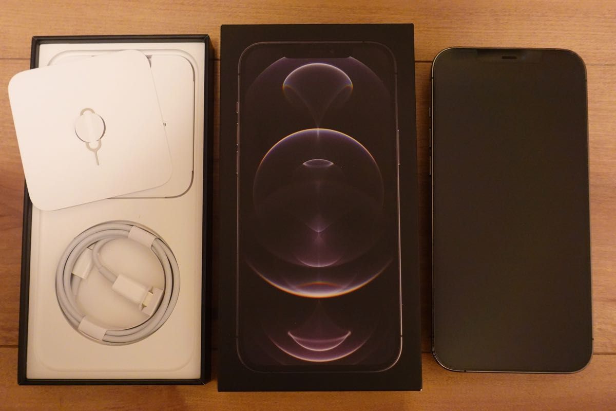 超美品】Apple iPhone 12 Pro Max 512GB グラファイト SIMフリー