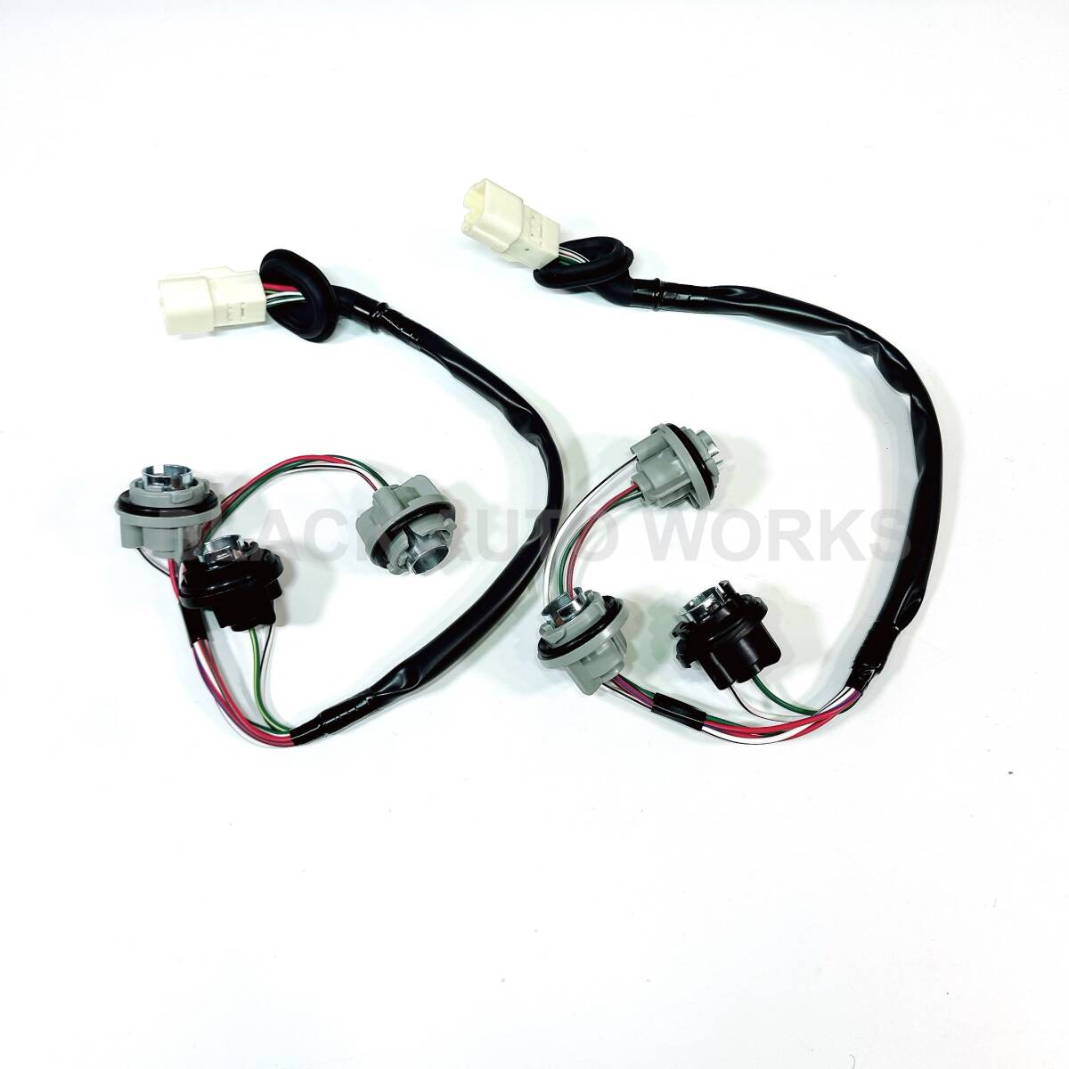 トヨタ純正品】ランクル70 テールランプ ハーネス付き ブレーキ 再再販