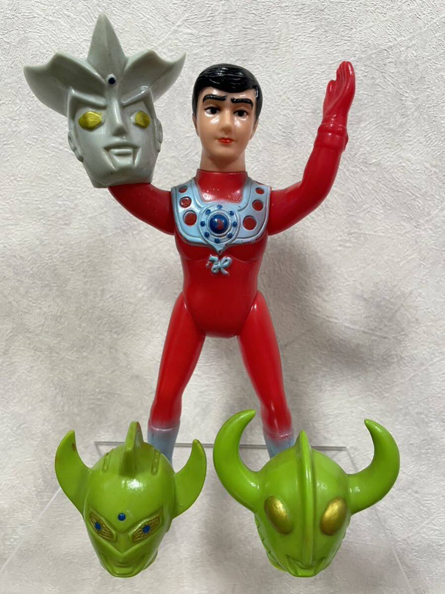 Yahoo!オークション - 貴重 ブルマァク 全員集合セット版 ウルトラマン