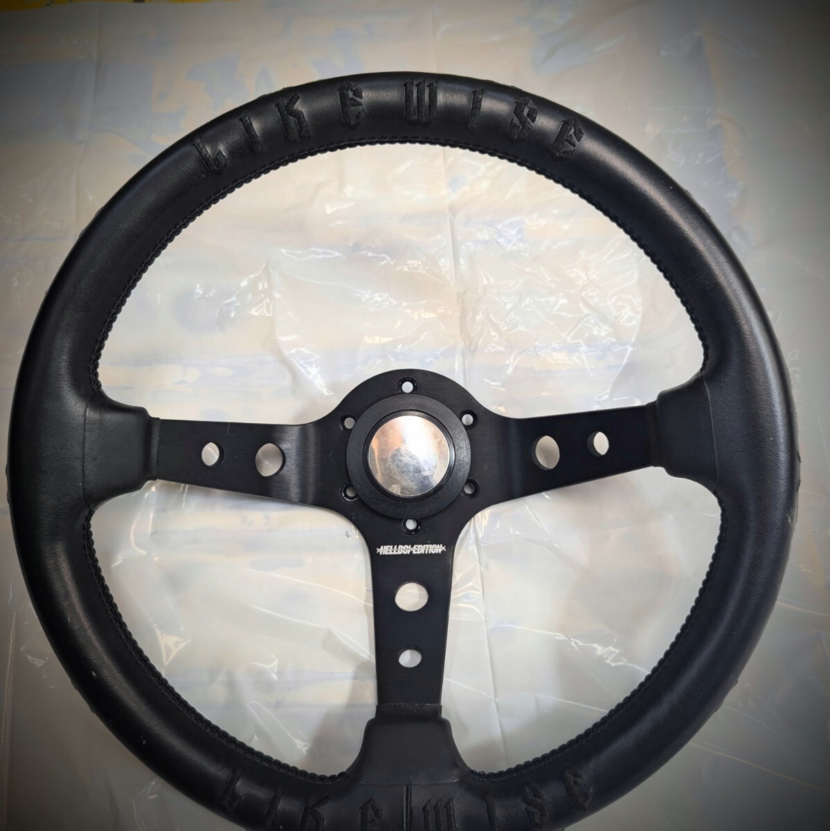 送料込み ライクワイズ HELLBOIエディション ステアリング｜Yahoo