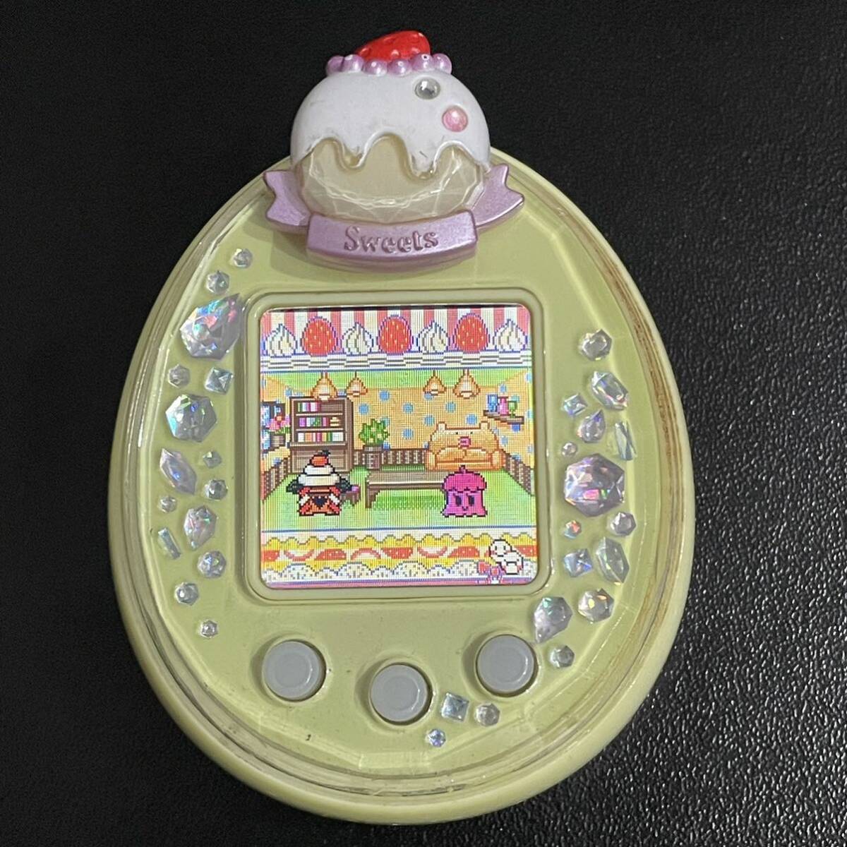 Tamagotchi たまごっちピース P's 黄色イエロー BANDAI バンダイ たま
