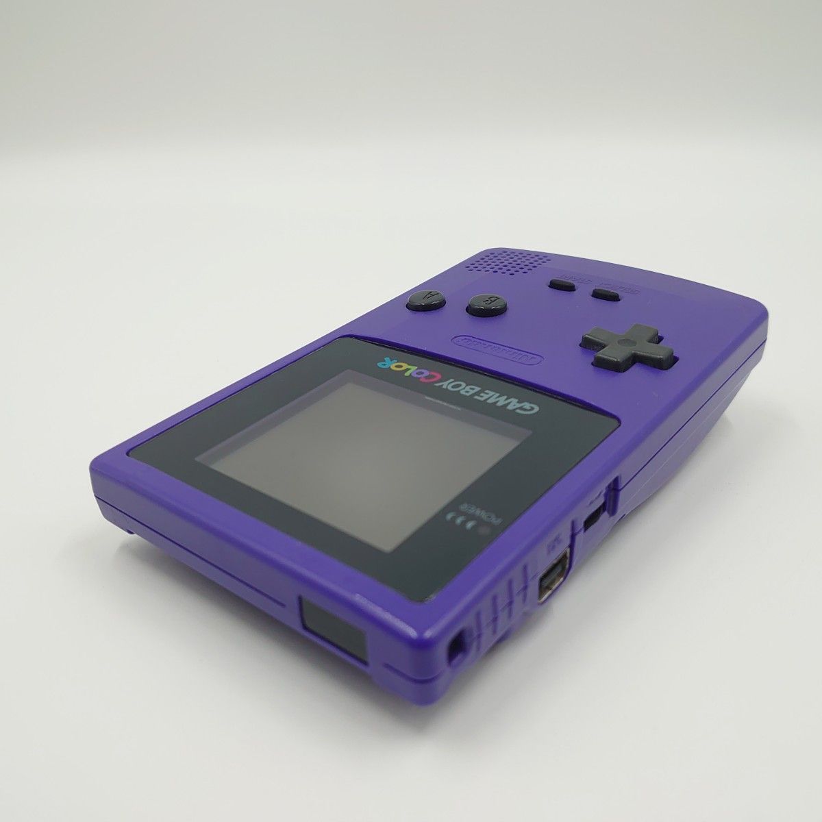 ゲームボーイカラー(パープル)とカセット ゲームボーイカラー(パープル