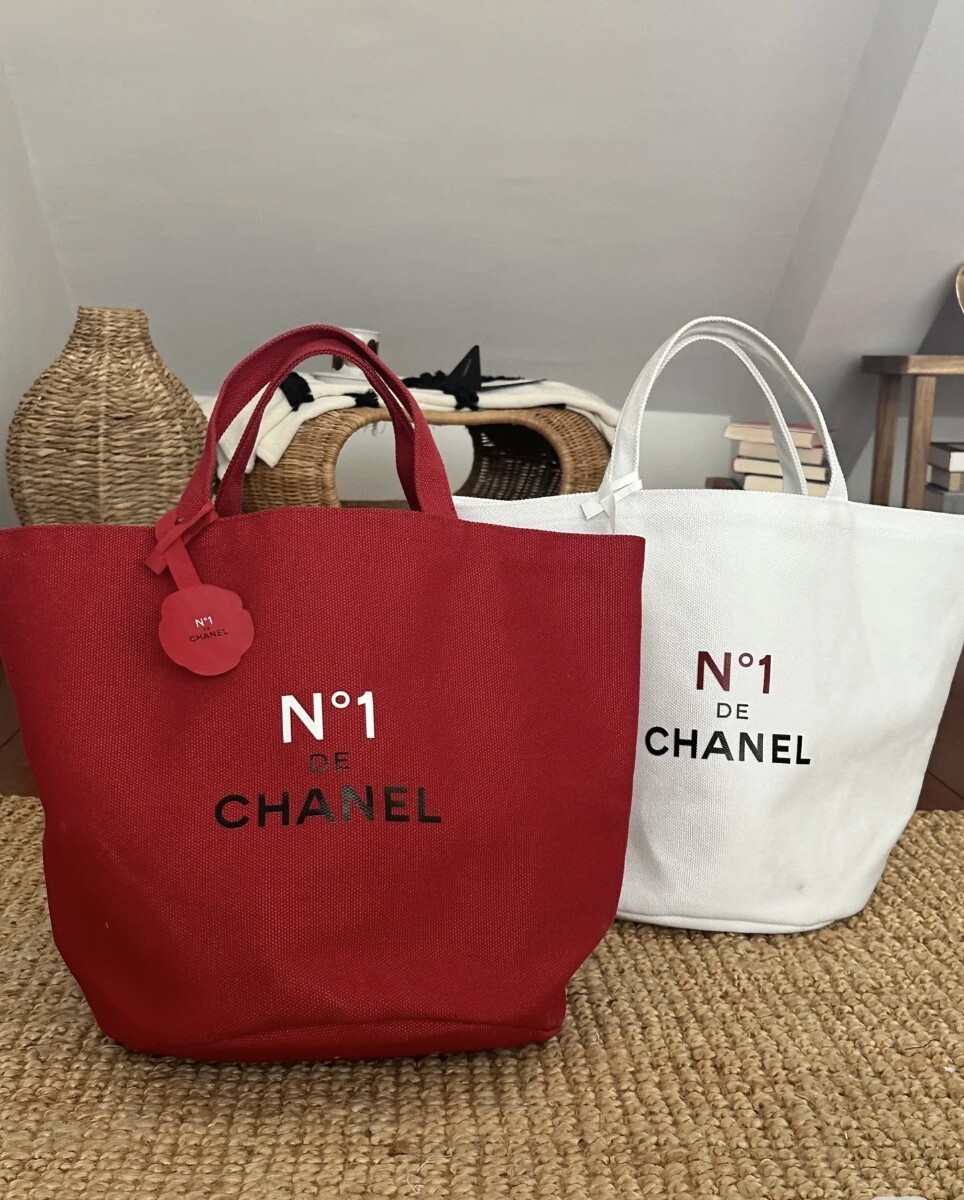 シャネル ノベルティ トートバッグ CHANEL カメリア レッド バッグ 赤