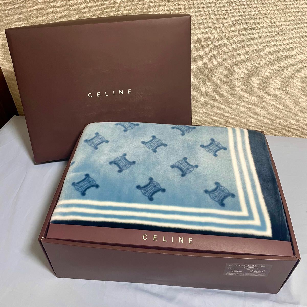 未使用 CELINE セリーヌ アクリルニューマイヤー毛布 ブルー マカダム