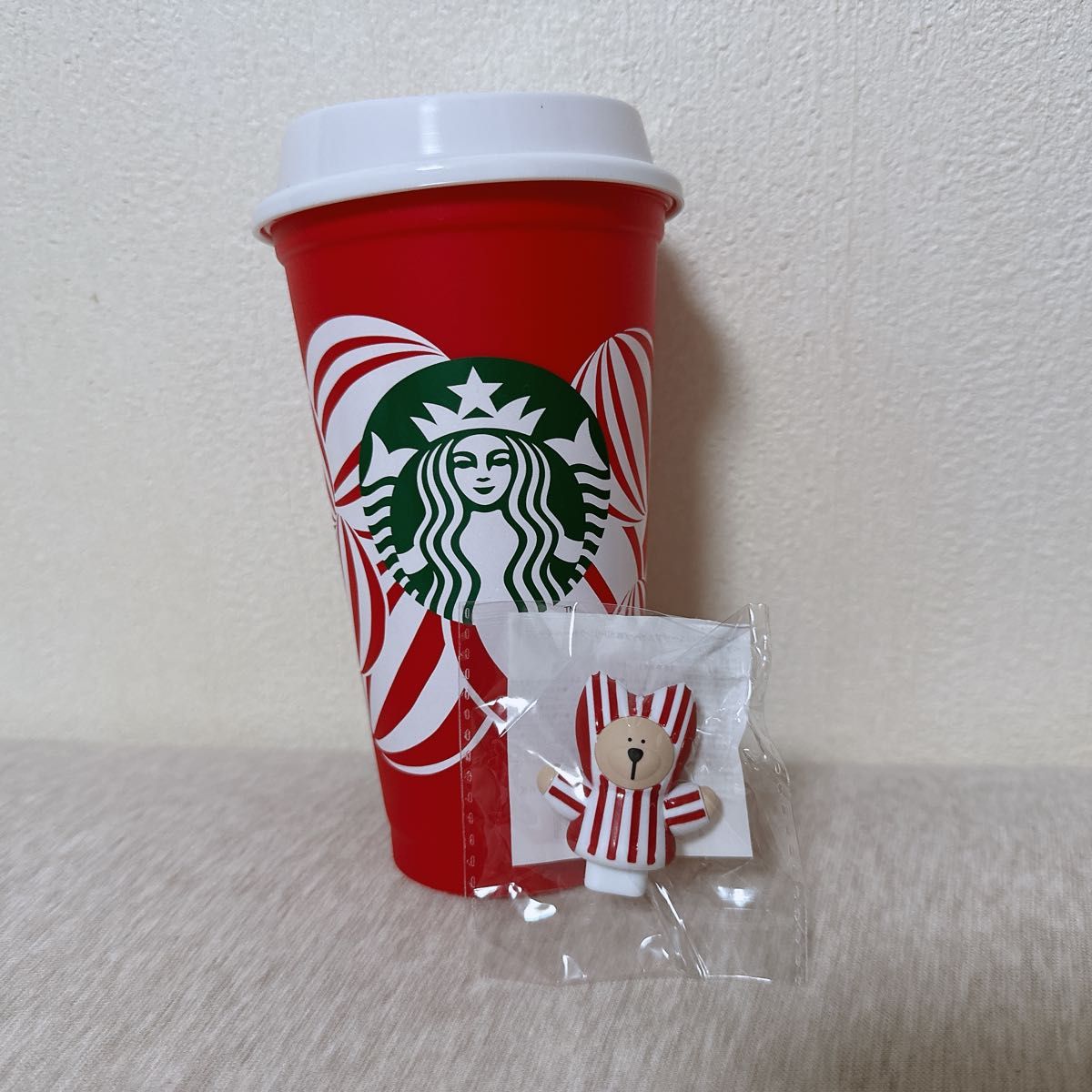 スターバックス ホリデー 2024 リユーザブルカップ ベアリスタ