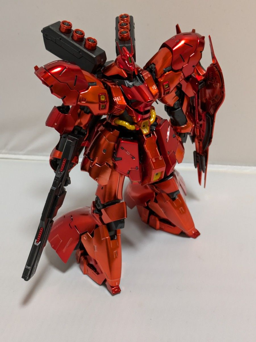 RG ガンプラ νガンダム チタニウムフィニッシュ サザビー スペシャル