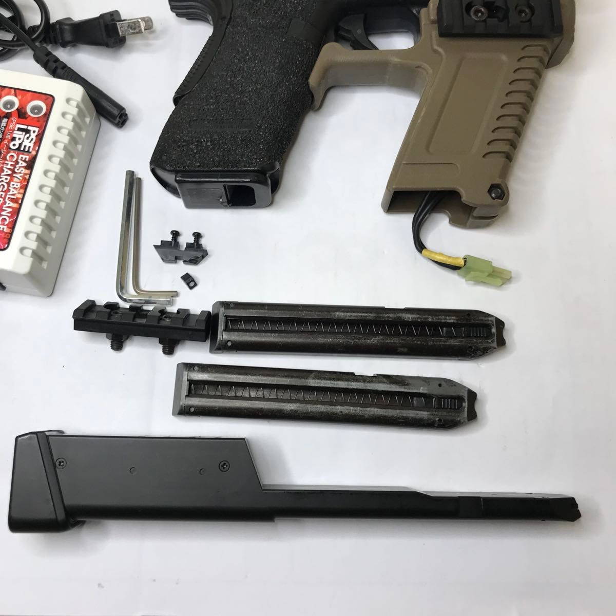 東京マルイ グロック18C電動 カスタム品マガジン3本+社外リポ