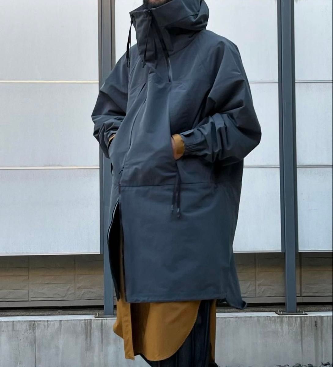 新品同様 RAINMAKER レインメーカー モンスターパーカー スリー