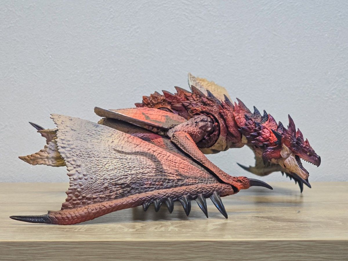 S H Monsterarts リオレウス ジンオウガ ティガレックス モンスター