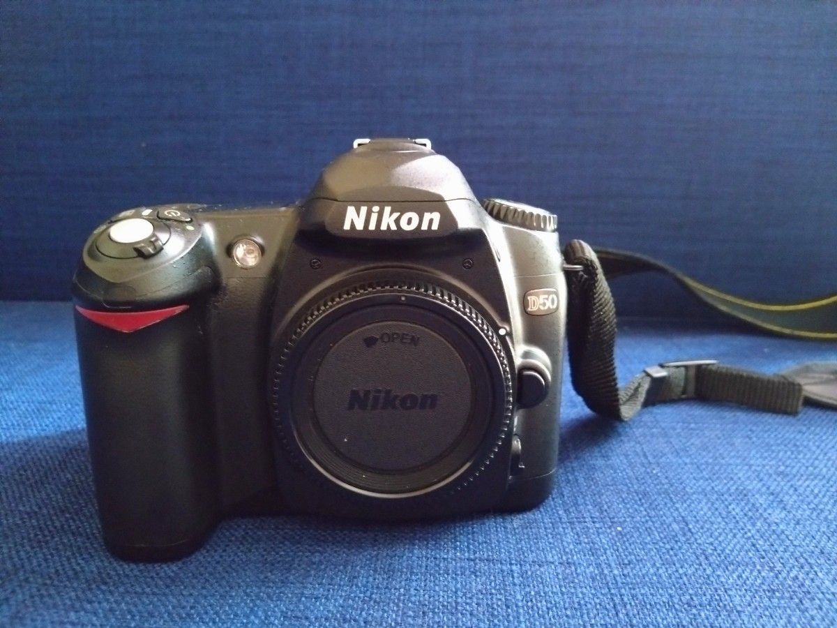 Nikon D50 デジタル一眼レフカメラ ダブルズームレンズキット｜Yahoo