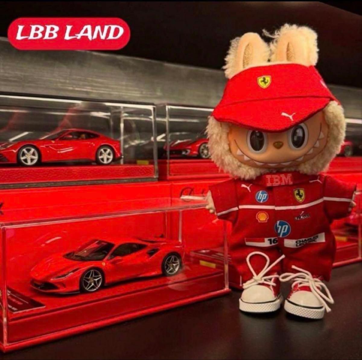 新品LABUBU ラブブ F-1 フェラーリ レーシング レーサー 2点セット