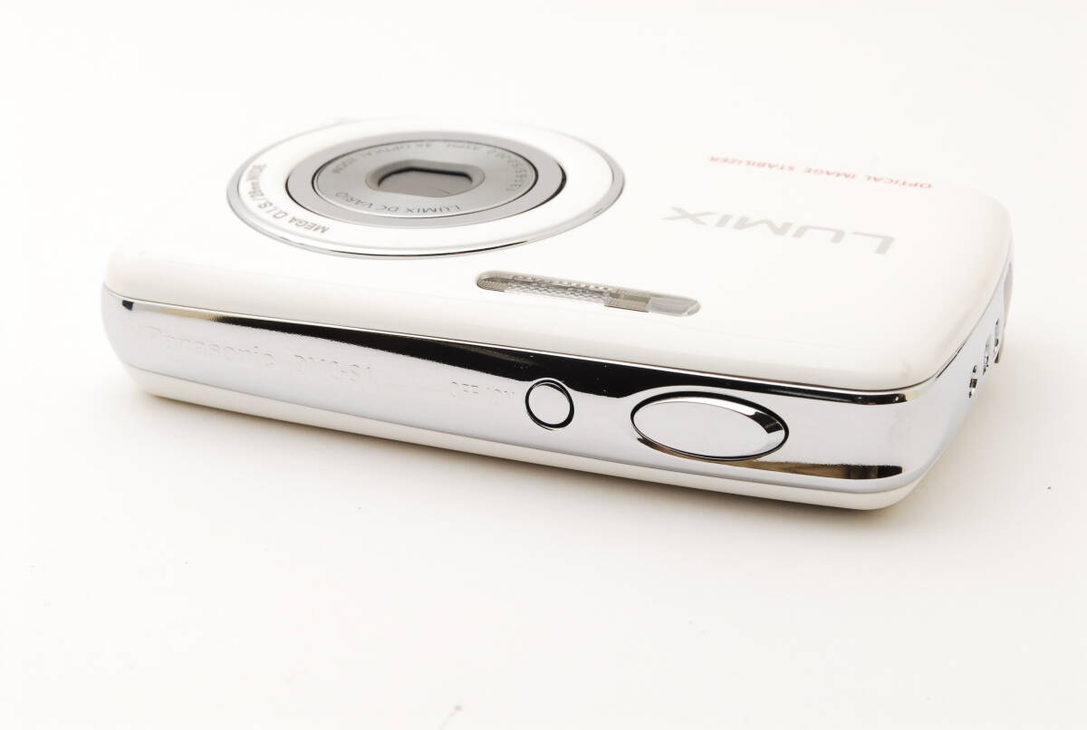 美品】Panasonic LUMIX DMC-S1 ホワイト パナソニックのコンパクト