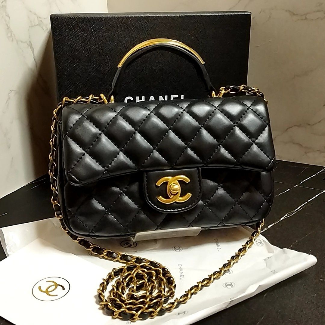 CHANEL シャネル ノベルティ ショルダーバッグ 黒 ゴールドチェーン