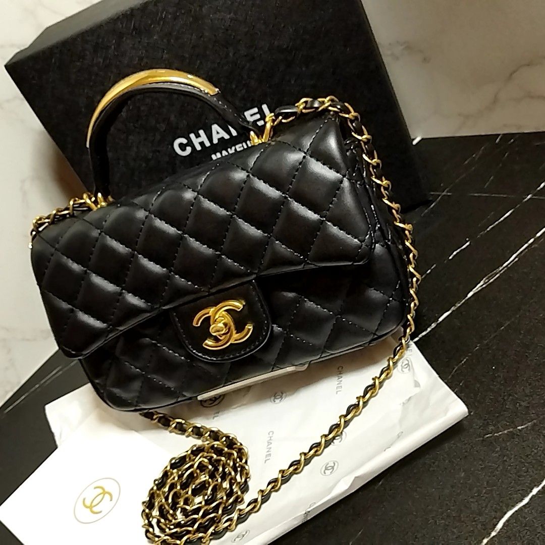 CHANEL シャネル ノベルティ ショルダーバッグ 黒 ゴールドチェーン
