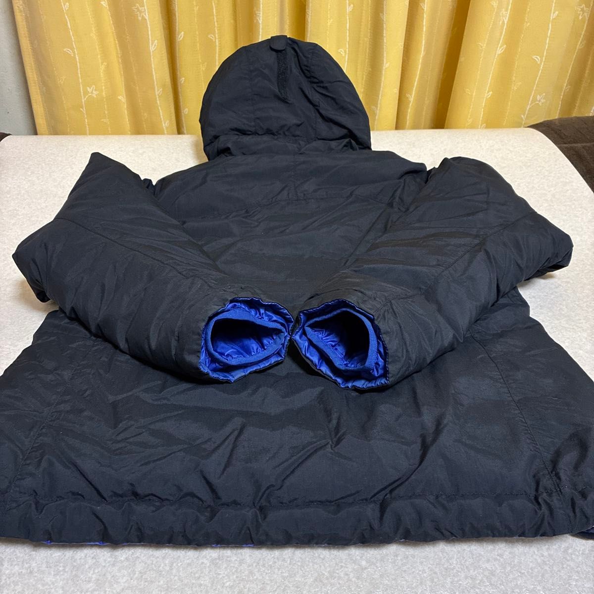 リバーシブルで便利 モンベル コロラドパーカ Men's Sサイズ ブラック