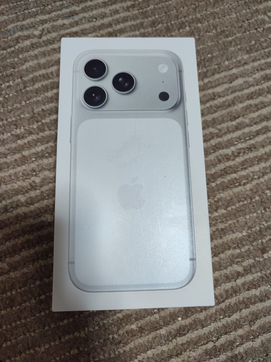 iPhone 17 Pro SIMフリー 256GB シルバー 未使用 開封｜Yahoo!フリマ