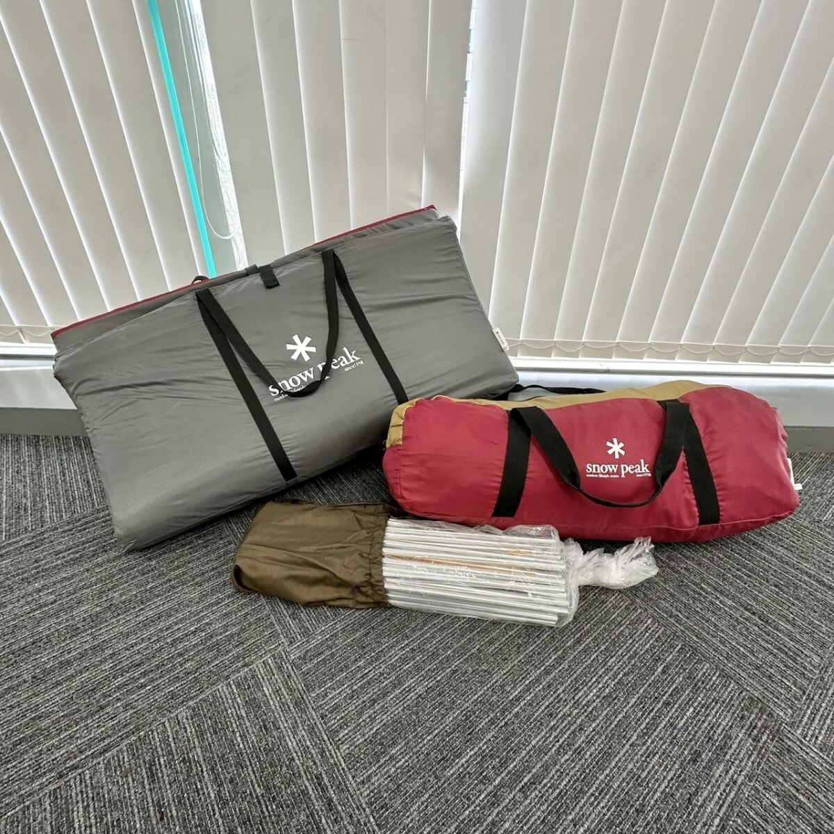 新品】限定非売品 peak キャンピングフロアマット 新品】限定非売品