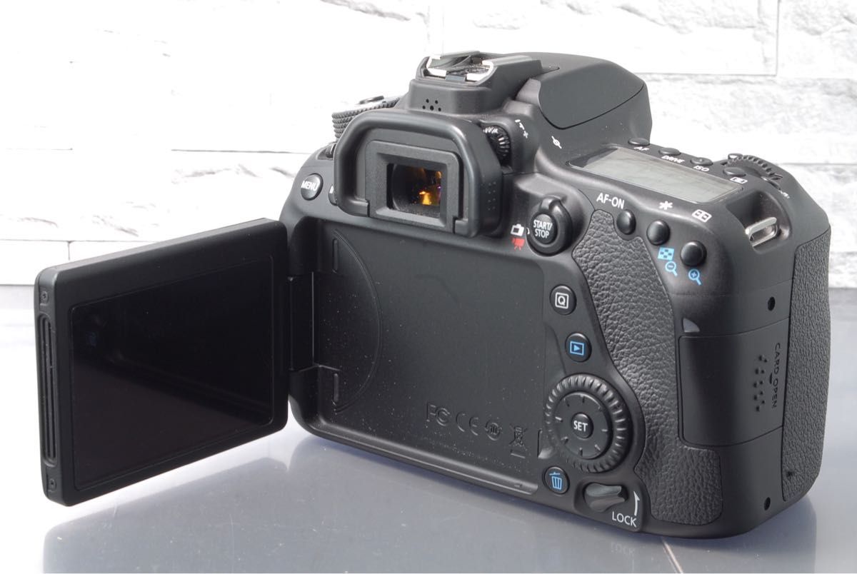 美品 Canon EOS 80D ダブルレンズキット 動作良好 スマホ転送可能 Wi